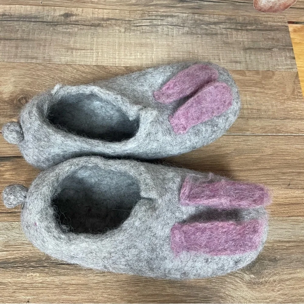 Wool felted slippers Easter bunny women’s or kids size 4/6